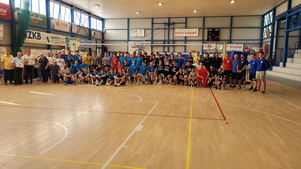 Odbojka :Pokal Baz. žrtve