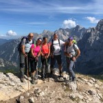 Planinke in planinci AŠD Mladina na vrh Male Mojstrovke