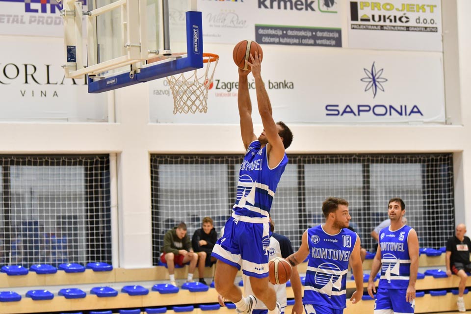 AŠD Kontovel: košarkarji in odbojkarice na pripravah v Breli (