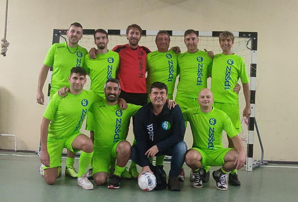 Gorski Kotar, športno srečanje manjšin: slavje odbojkaric ZS