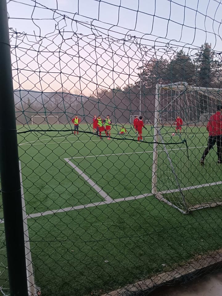 Zarjine mladinske ekipe: božični pozdrav in zimske priprave