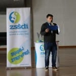 ZSŠDI igra med dvema ognjema