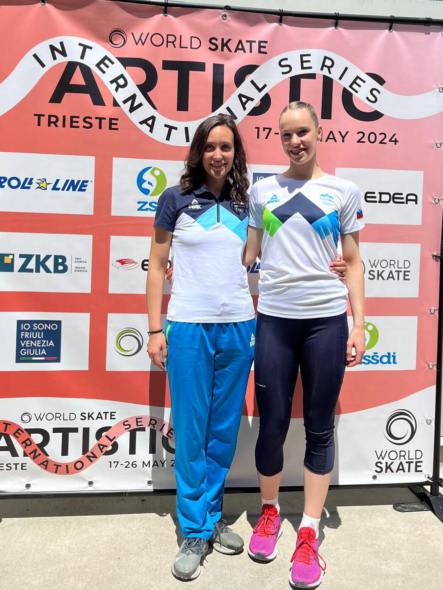 Glavna trenerka Sara Pregelj in Maja Corsi