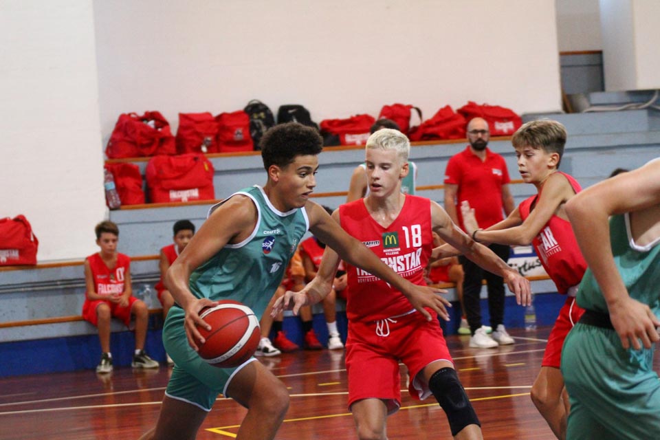 Košarka U 14 : Turnir prijateljstva