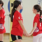 Minivolley: kar 70 otrok na turnirju v Dolini
