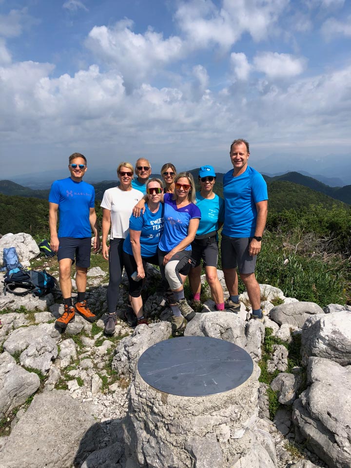 PO AŠD Mladina: krožna pot čez Golake