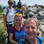 PO AŠD Mladina: krožna pot čez Golake