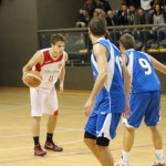 002_nogDligaSokolKontovel